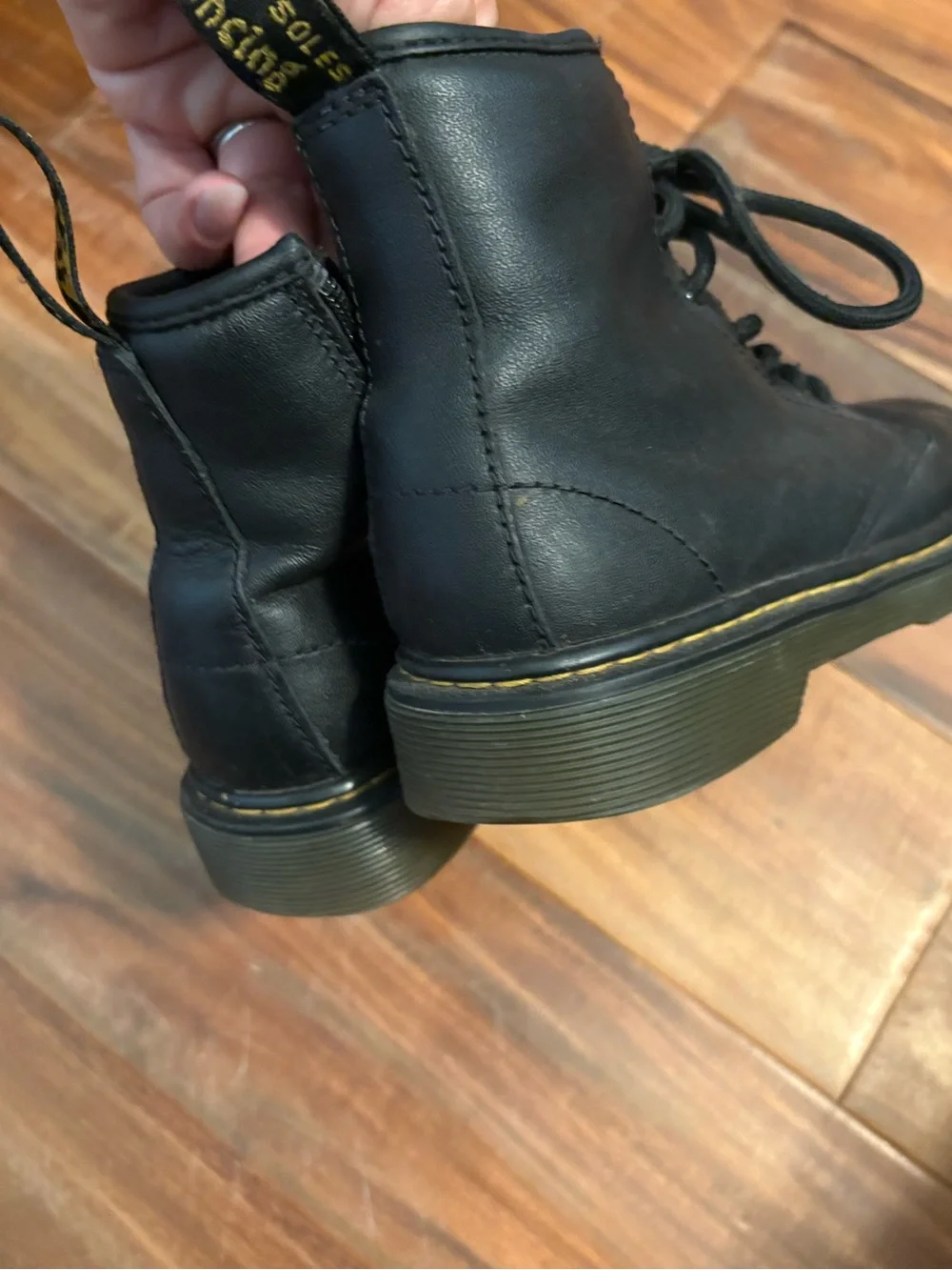 Dr. Martens 1460 Junior Black Leather Lace Up Boots Kids US 1 EU 32